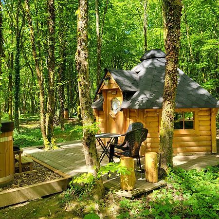 Le Domaine Insolite De Broceliande แปงปง ภายนอก รูปภาพ