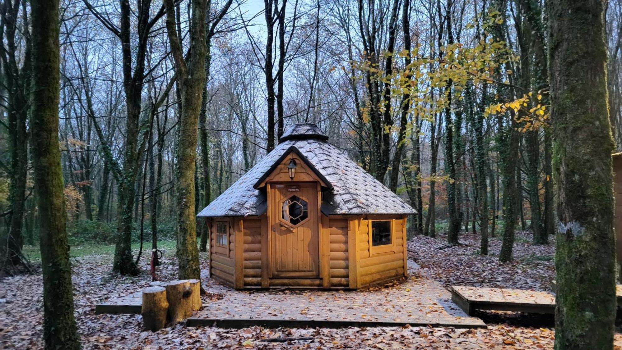 Le Domaine Insolite De Broceliande แปงปง ภายนอก รูปภาพ