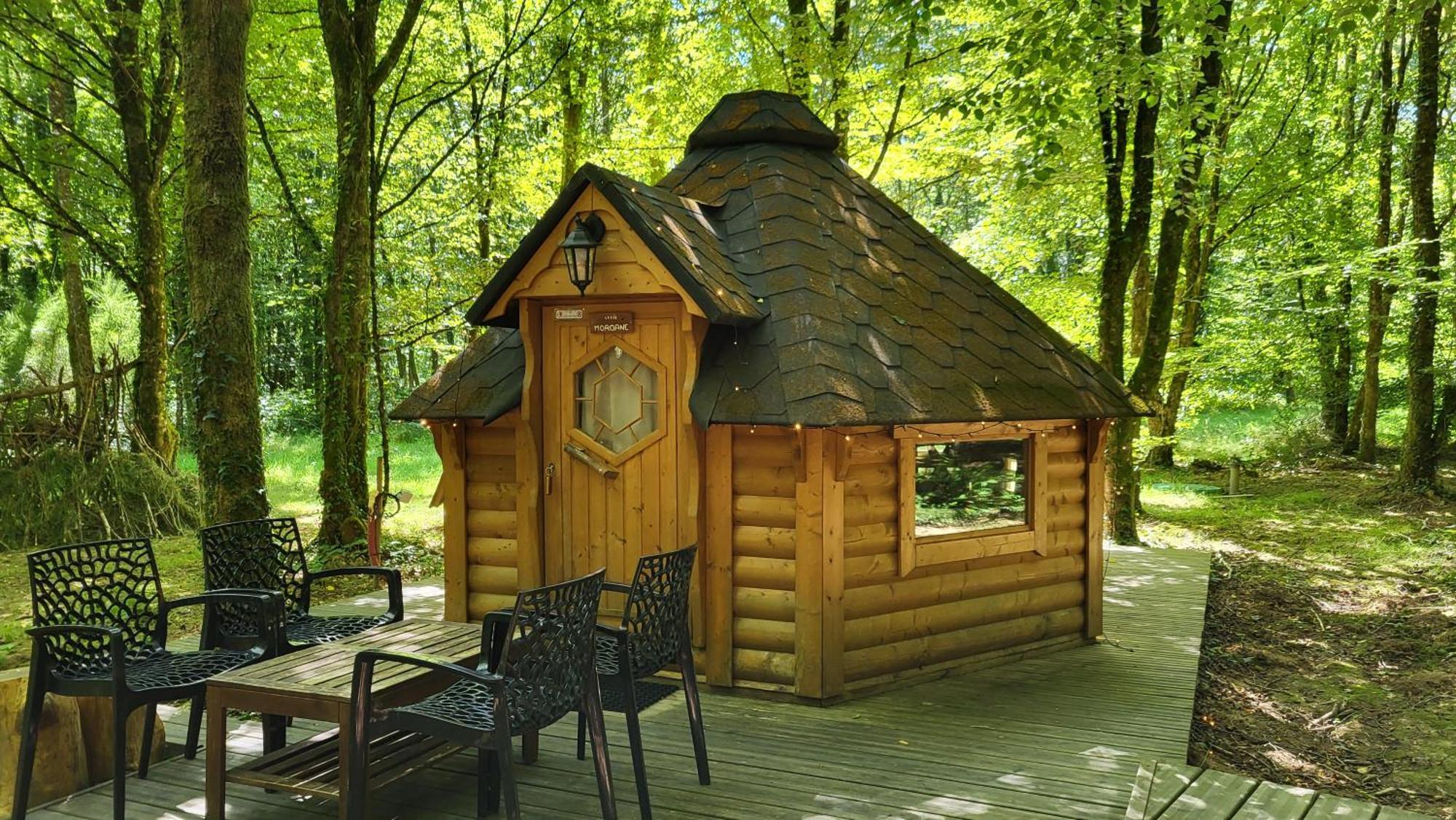 Le Domaine Insolite De Broceliande แปงปง ภายนอก รูปภาพ