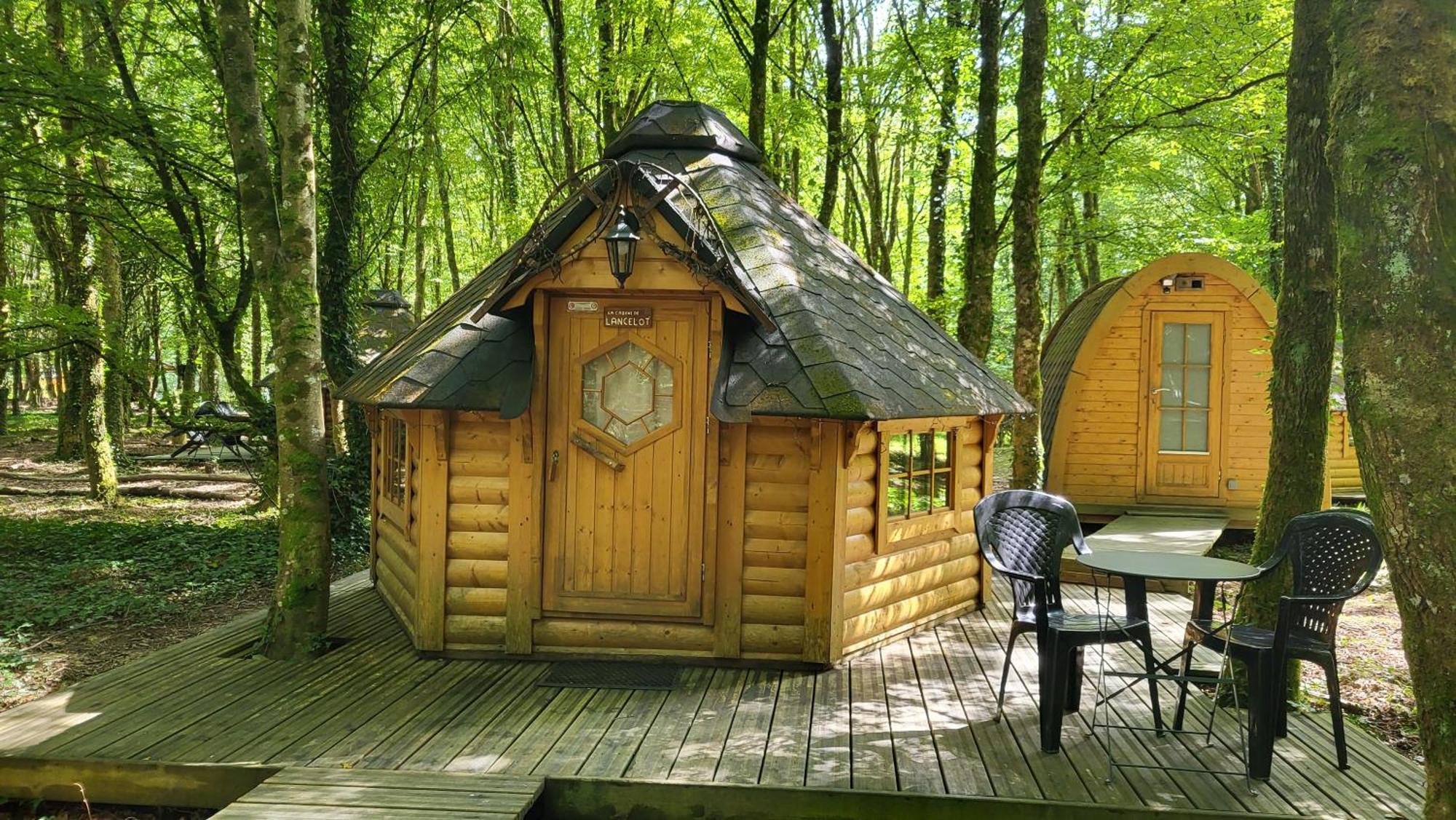 Le Domaine Insolite De Broceliande แปงปง ภายนอก รูปภาพ