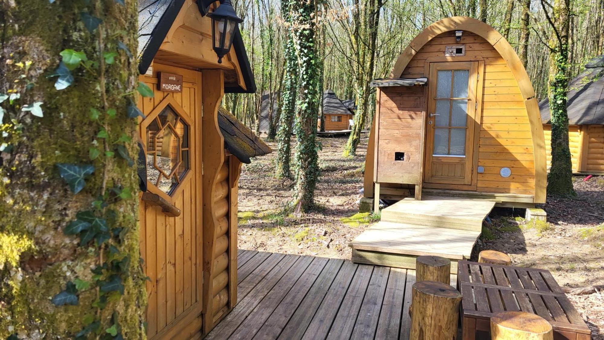 Le Domaine Insolite De Broceliande แปงปง ภายนอก รูปภาพ