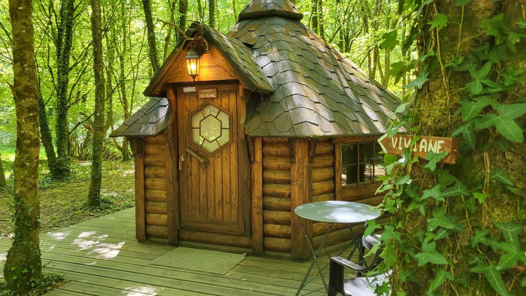 Le Domaine Insolite De Broceliande แปงปง ภายนอก รูปภาพ